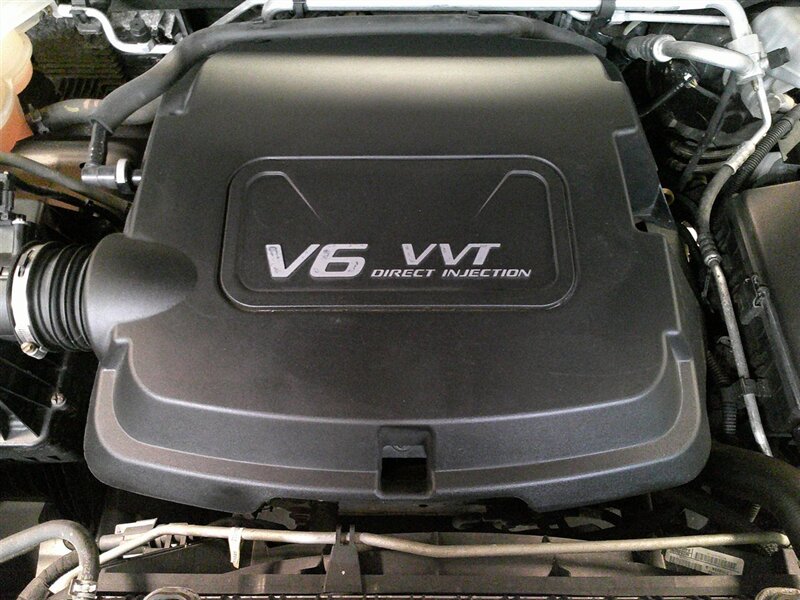 2015 Chevrolet Colorado LT - Photo 3 - Spencerport, NY 14559