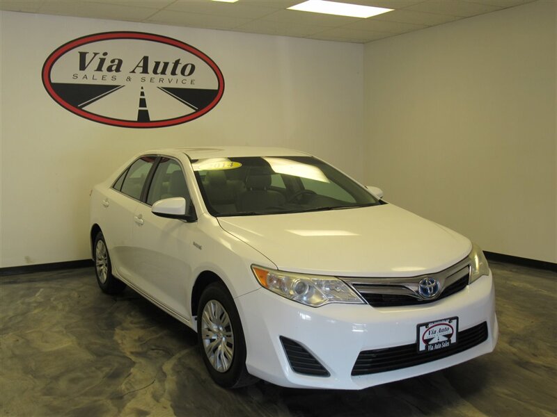 2014 Toyota Camry Hybrid LE   - Photo 1 - Spencerport, NY 14559