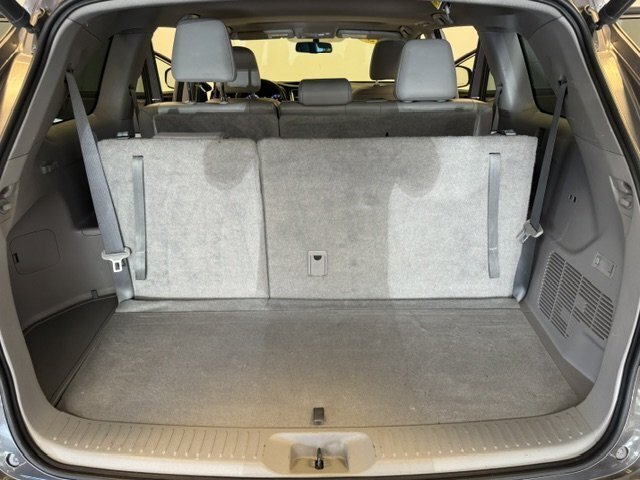 2015 Toyota Highlander XLE - Photo 11 - Spencerport, NY 14559