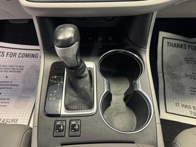 2015 Toyota Highlander XLE - Photo 22 - Spencerport, NY 14559