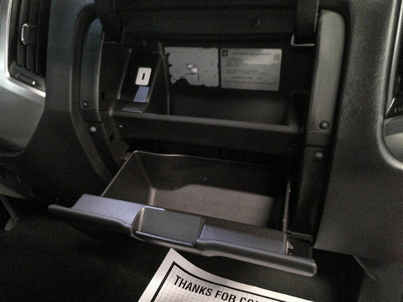 2015 Chevrolet Silverado 1500 LT - Photo 27 - Spencerport, NY 14559