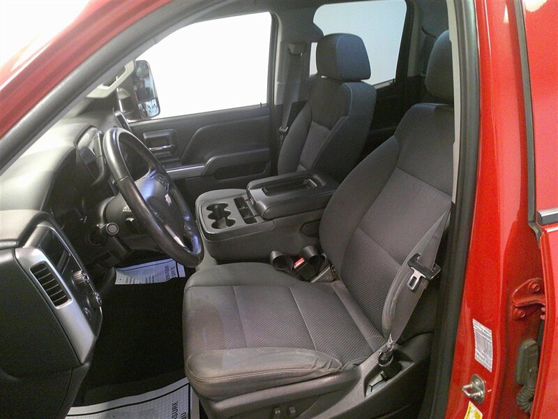 2015 Chevrolet Silverado 1500 LT - Photo 23 - Spencerport, NY 14559