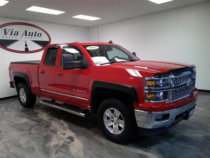 2015 Chevrolet Silverado 1500 LT photo 4