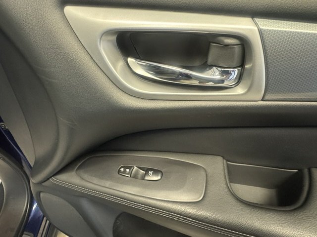 2020 Nissan Pathfinder SL - Photo 44 - Spencerport, NY 14559