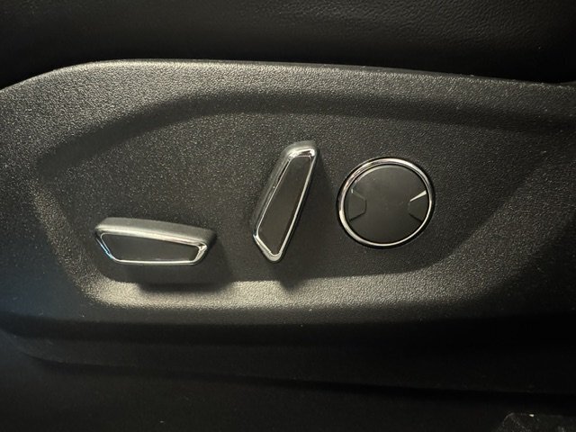 2017 Ford Edge Titanium - Photo 31 - Spencerport, NY 14559