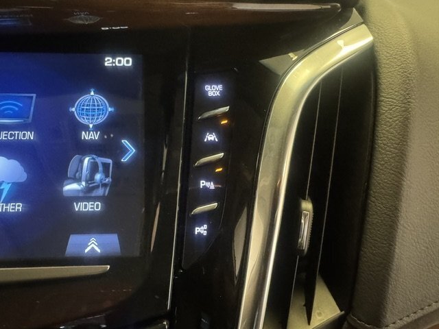 2017 Cadillac Escalade Premium Luxury - Photo 24 - Spencerport, NY 14559