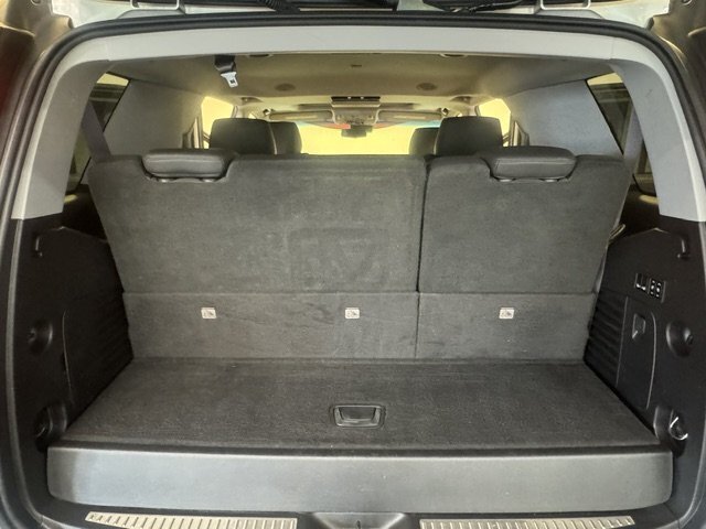 2017 Cadillac Escalade Premium Luxury - Photo 41 - Spencerport, NY 14559