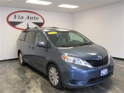 2013 Toyota Sienna LE 7-Passenger  AWD