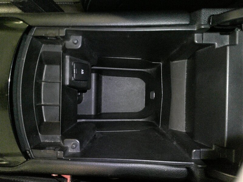 2016 Ford Edge Titanium - Photo 24 - Spencerport, NY 14559