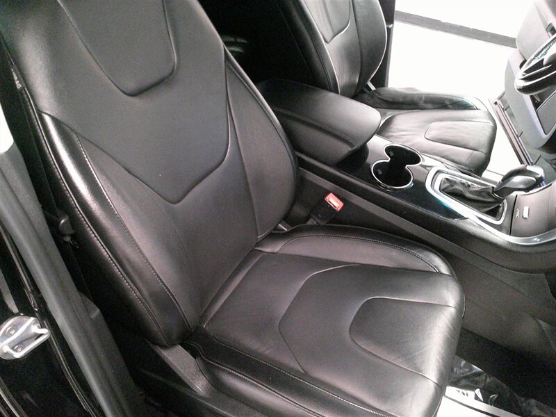 2016 Ford Edge Titanium - Photo 30 - Spencerport, NY 14559