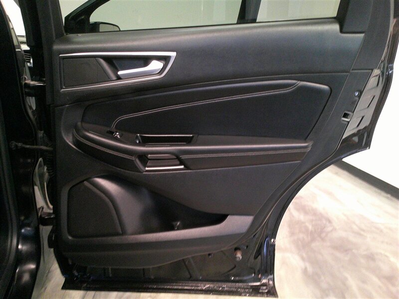 2016 Ford Edge Titanium - Photo 40 - Spencerport, NY 14559