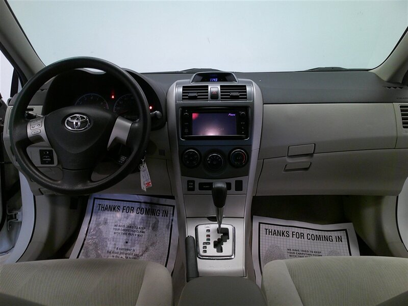 2013 Toyota Corolla LE - Photo 2 - Spencerport, NY 14559