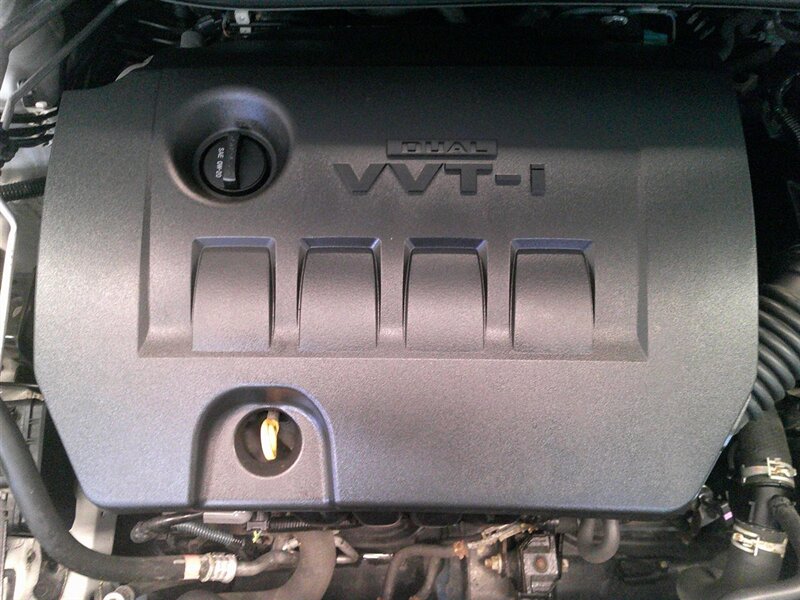 2013 Toyota Corolla LE - Photo 3 - Spencerport, NY 14559