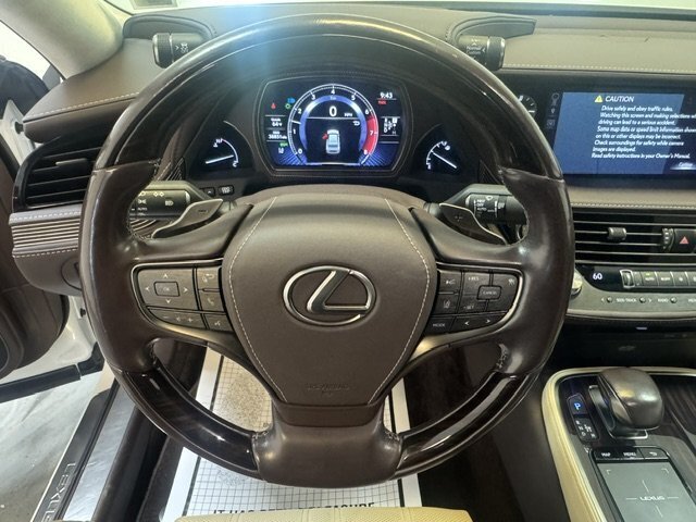 2019 Lexus LS - Photo 34 - Spencerport, NY 14559