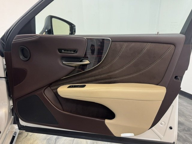 2019 Lexus LS - Photo 39 - Spencerport, NY 14559