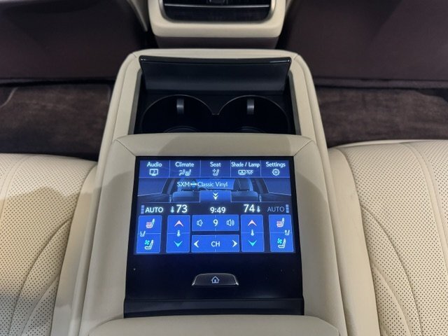 2019 Lexus LS - Photo 18 - Spencerport, NY 14559