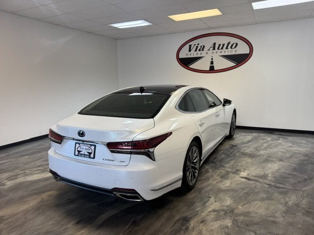 2019 Lexus LS - Photo 8 - Spencerport, NY 14559