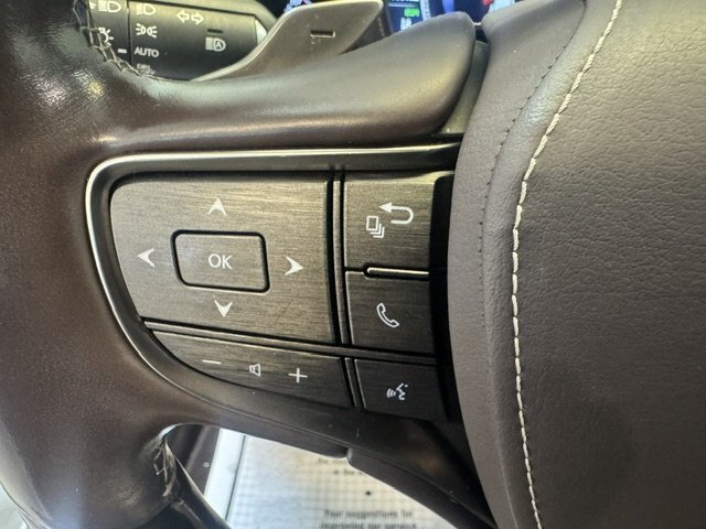 2019 Lexus LS - Photo 32 - Spencerport, NY 14559