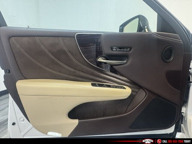 2019 Lexus LS 500 - Photo 35 - Spencerport, NY 14559
