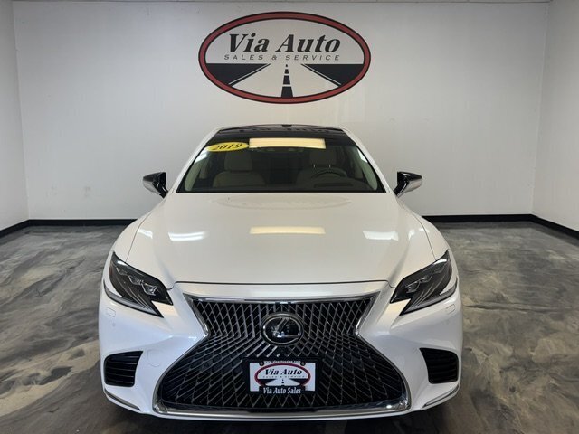 2019 Lexus LS - Photo 5 - Spencerport, NY 14559