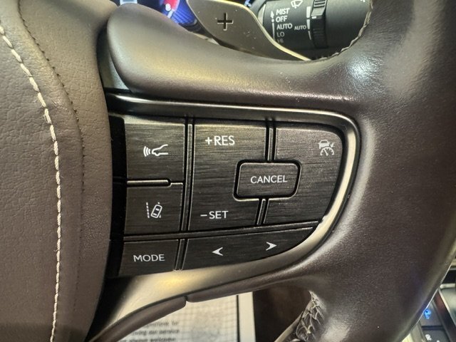 2019 Lexus LS - Photo 16 - Spencerport, NY 14559