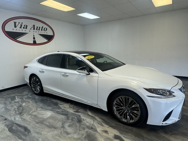 2019 Lexus LS - Photo 4 - Spencerport, NY 14559