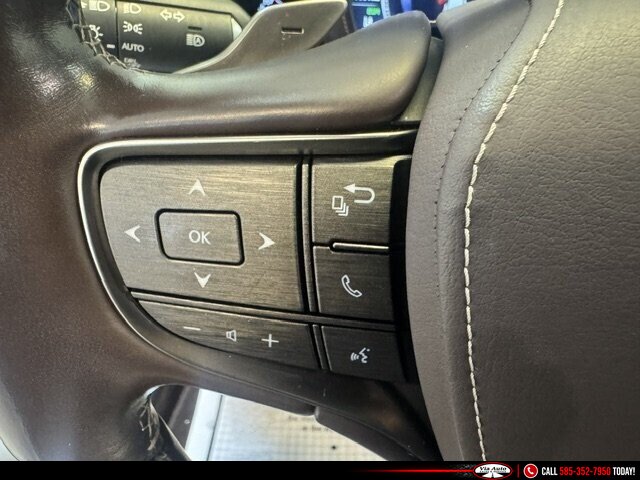 2019 Lexus LS 500 - Photo 32 - Spencerport, NY 14559