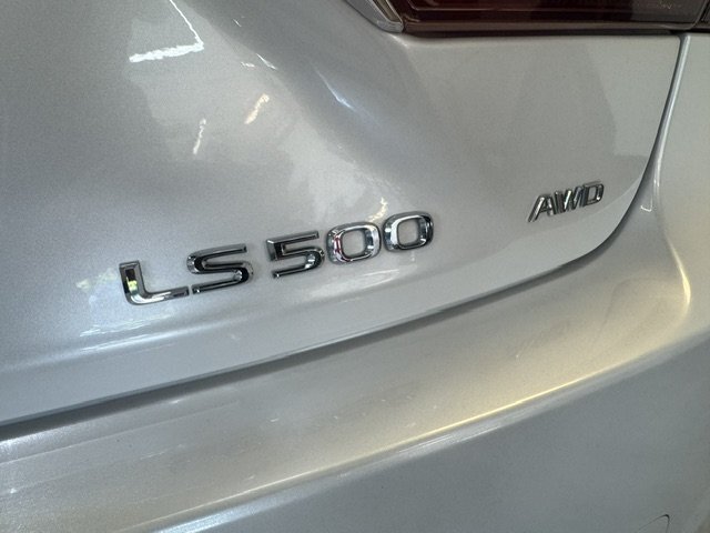 2019 Lexus LS - Photo 3 - Spencerport, NY 14559