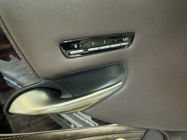 2019 Lexus LS - Photo 36 - Spencerport, NY 14559