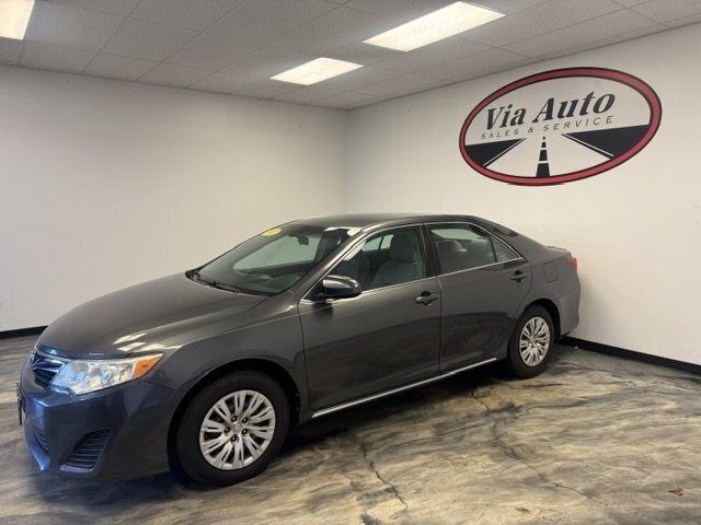 2012 Toyota Camry LE - Photo 4 - Spencerport, NY 14559