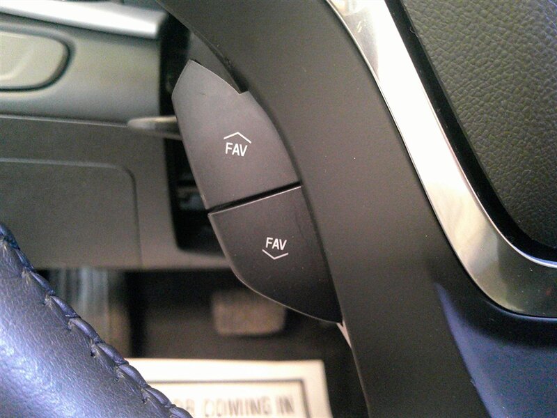 2018 Chevrolet Volt LT - Photo 12 - Spencerport, NY 14559