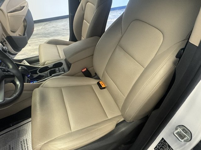 2017 Hyundai TUCSON Limited - Photo 31 - Spencerport, NY 14559