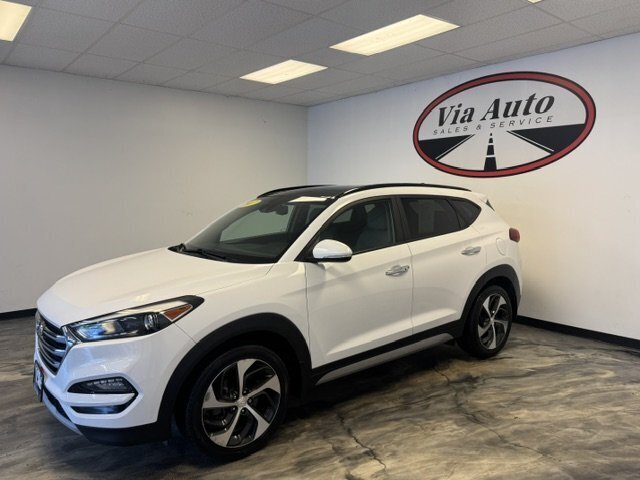 2017 Hyundai TUCSON Limited - Photo 6 - Spencerport, NY 14559