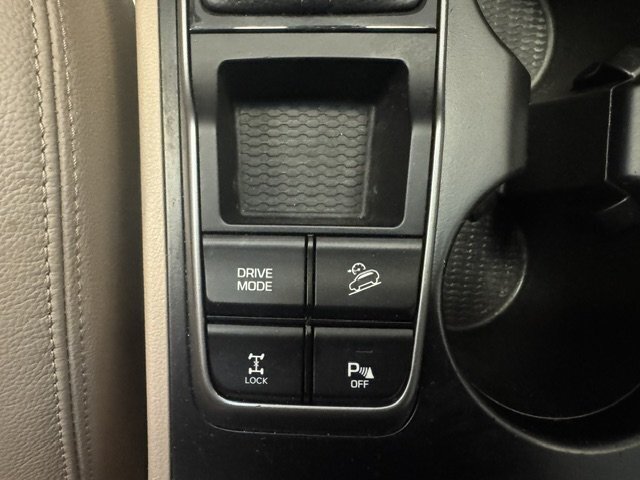 2017 Hyundai TUCSON Limited - Photo 26 - Spencerport, NY 14559