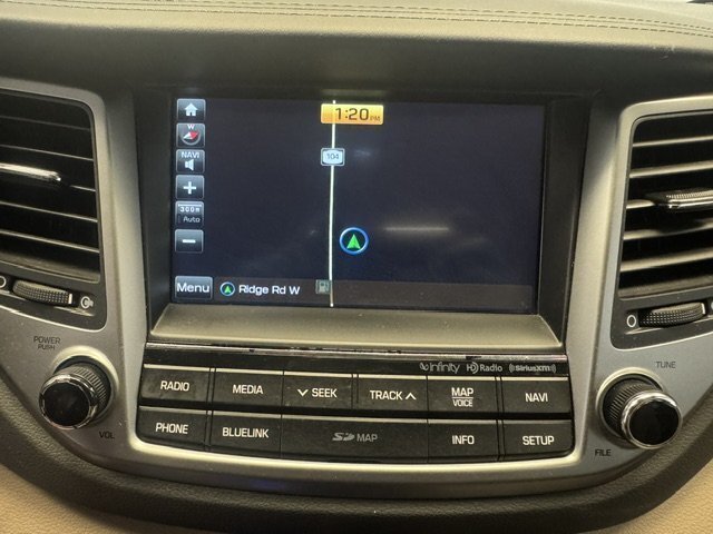 2017 Hyundai TUCSON Limited - Photo 19 - Spencerport, NY 14559