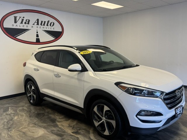 2017 Hyundai TUCSON Limited - Photo 4 - Spencerport, NY 14559