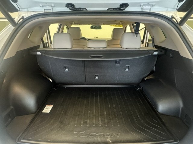 2017 Hyundai TUCSON Limited - Photo 30 - Spencerport, NY 14559