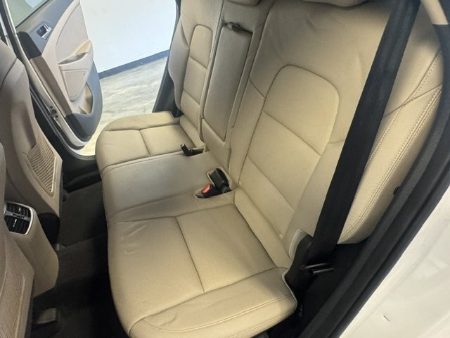 2017 Hyundai TUCSON Limited - Photo 35 - Spencerport, NY 14559