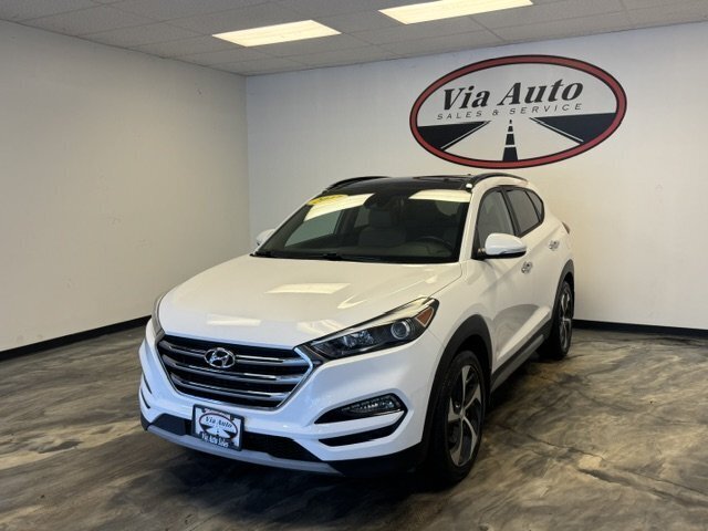 2017 Hyundai TUCSON Limited - Photo 7 - Spencerport, NY 14559