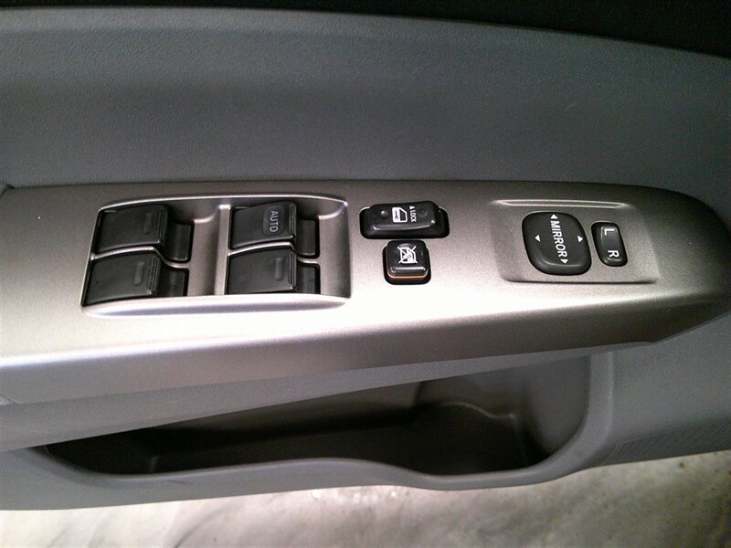 2009 Toyota Prius   - Photo 25 - Spencerport, NY 14559