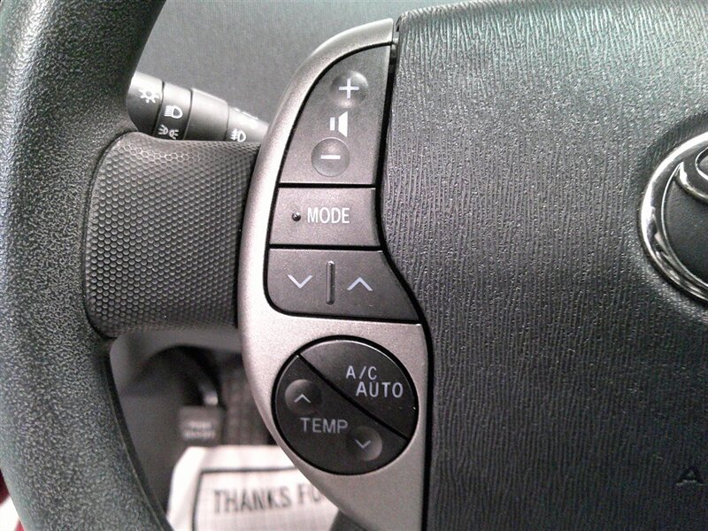 2009 Toyota Prius   - Photo 8 - Spencerport, NY 14559