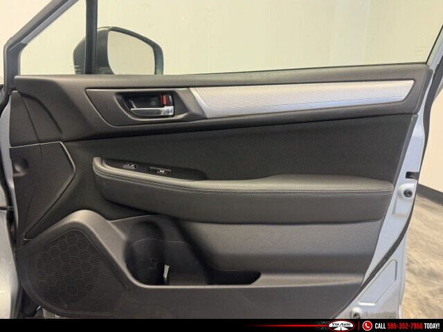 2018 Subaru Outback Premium - Photo 32