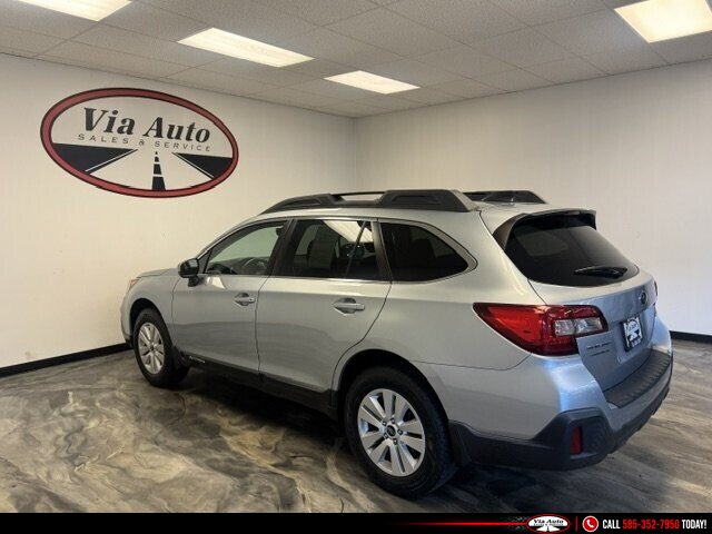 2018 Subaru Outback Premium - Photo 11