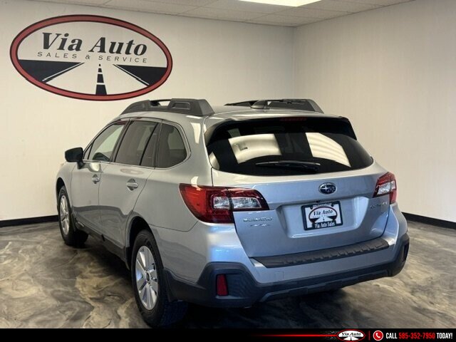 2018 Subaru Outback Premium - Photo 12