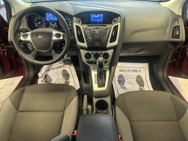 2014 Ford Focus SE - Photo 8 - Spencerport, NY 14559