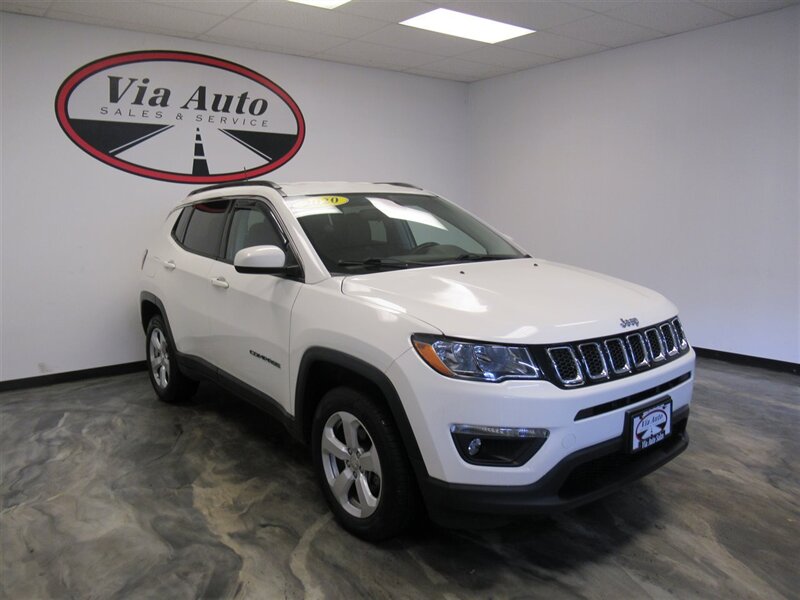 2020 Jeep Compass Latitude   - Photo 1 - Spencerport, NY 14559