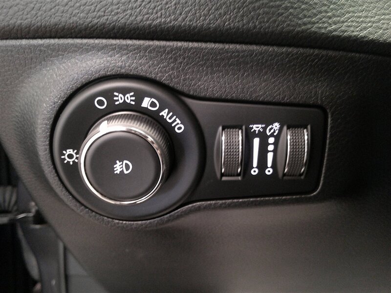 2019 Jeep Compass Latitude - Photo 18 - Spencerport, NY 14559