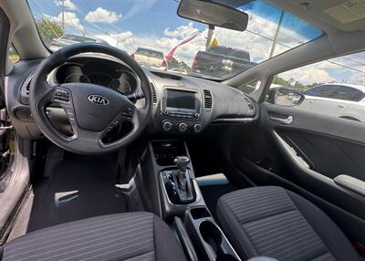 2018 Kia Forte LX   - Photo 3 - Columbia, SC 29210