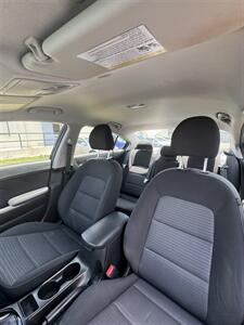 2018 Kia Forte LX   - Photo 5 - Columbia, SC 29210