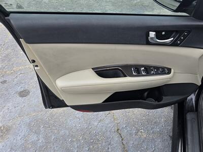 2018 Kia Optima EX   - Photo 9 - Columbia, SC 29210